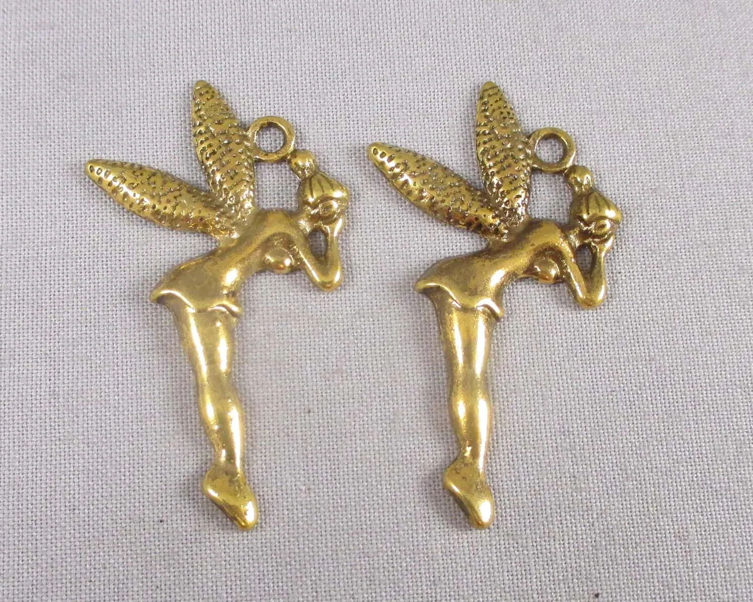 50% OFF!! Fairy Charms Gold Tone 4pcs (0135)