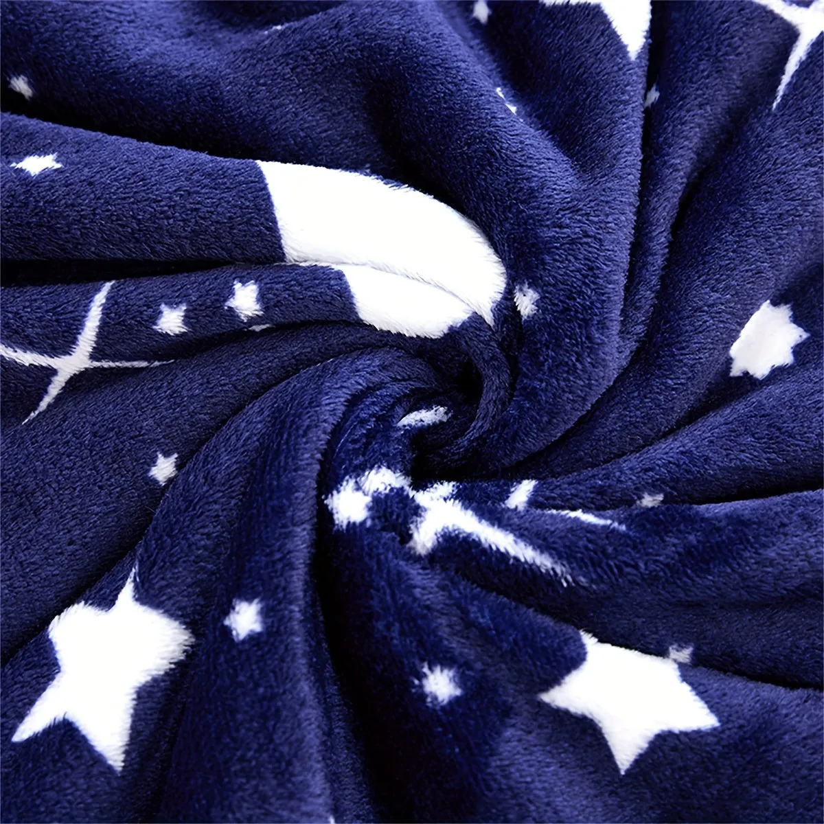 Soft and Warm Meteor Pattern Bed Blanket for All Seasons